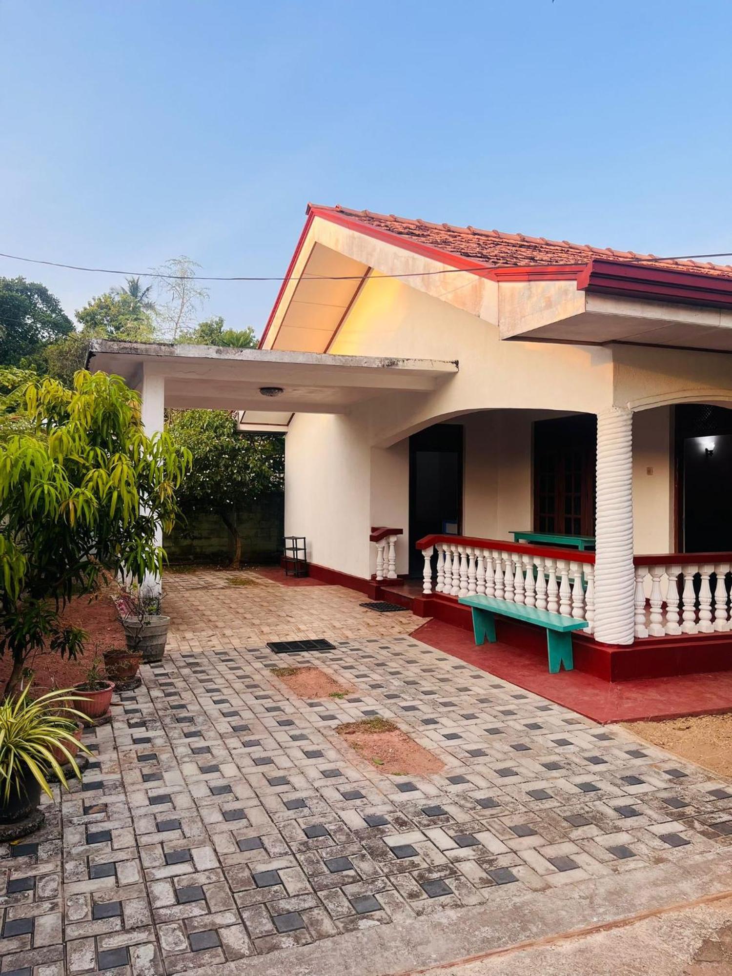 Ceylon Glory Hostel Negombo Exteriör bild